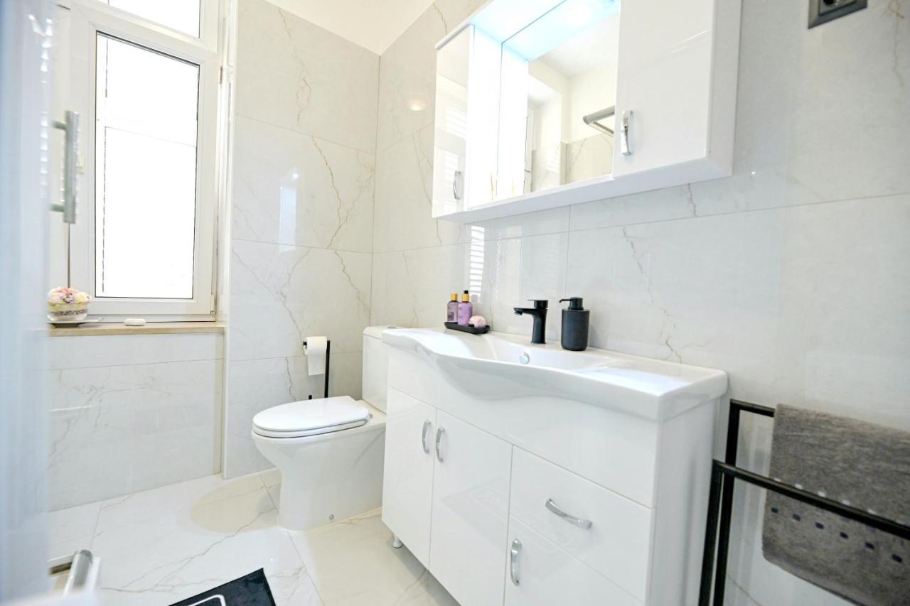 Luxury Apartment Laura Zadar Exterior photo
